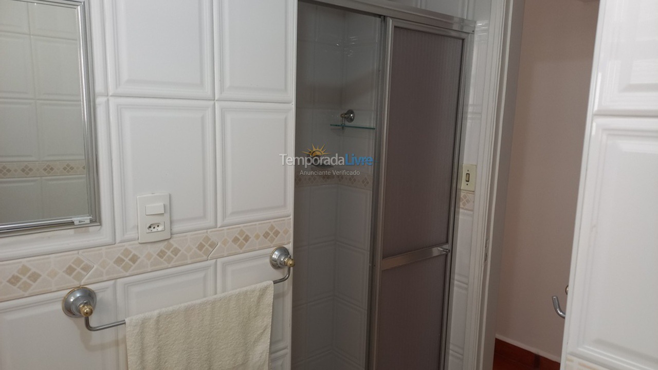 Apartamento para aluguel de temporada em Guarujá (Enseada)