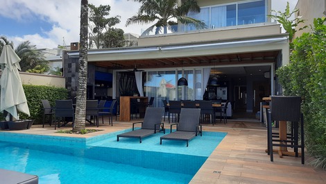 Frente ao Mar Juquehy- Condomínio Fechado