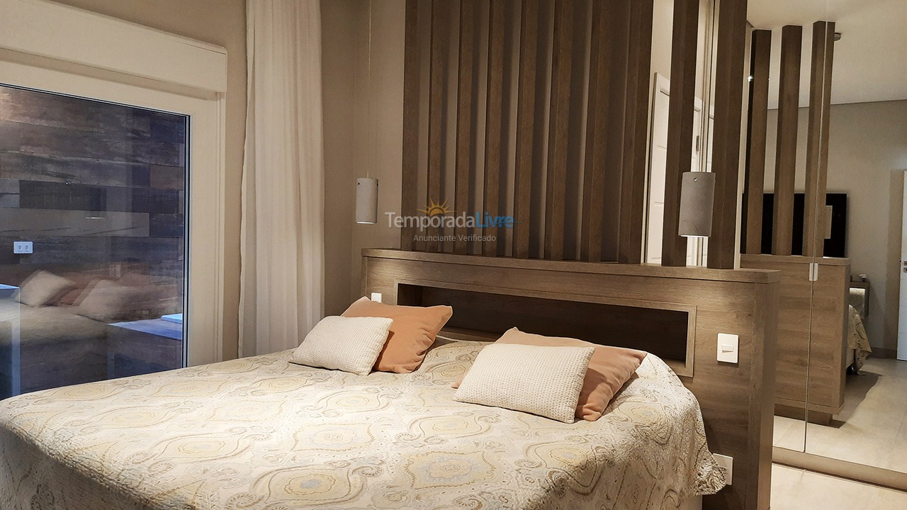 Casa para aluguel de temporada em São Sebastião (Juquehy)