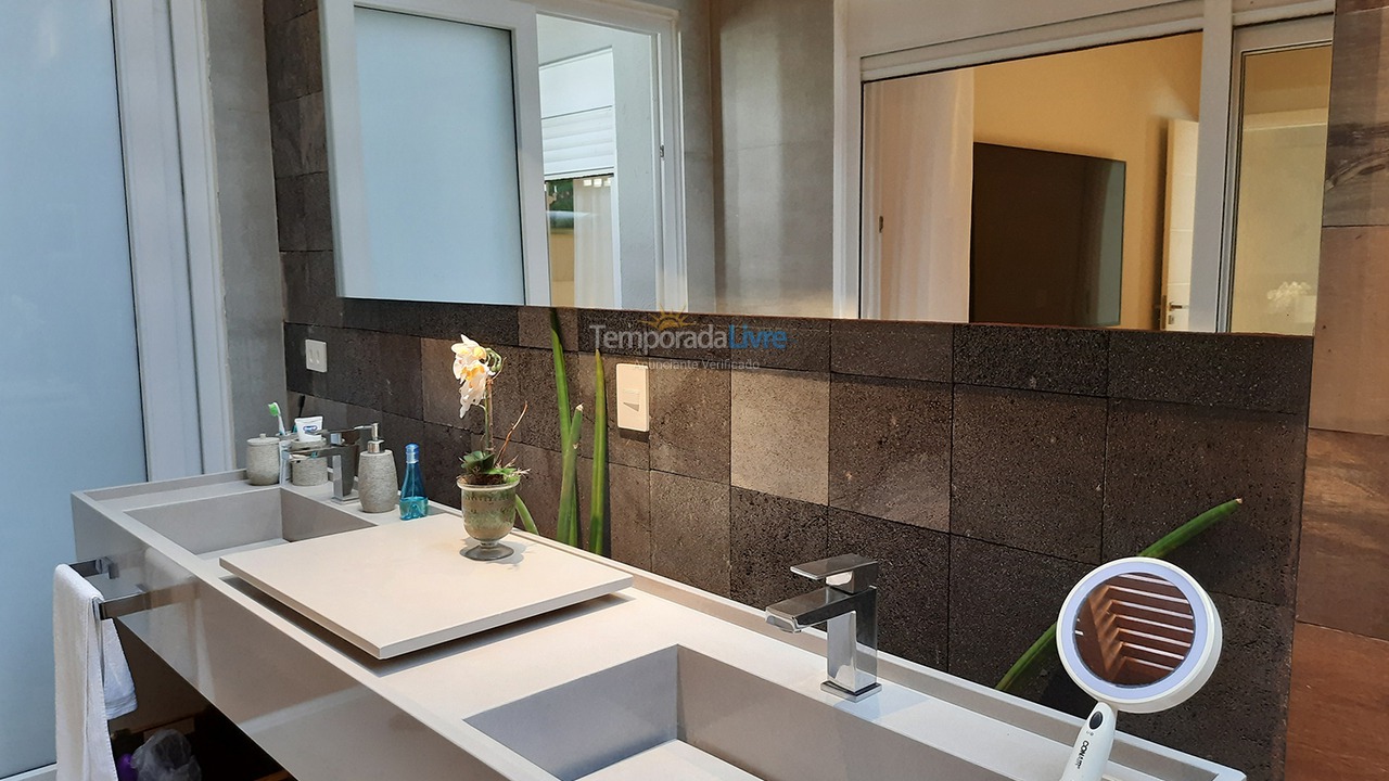 Casa para aluguel de temporada em São Sebastião (Juquehy)