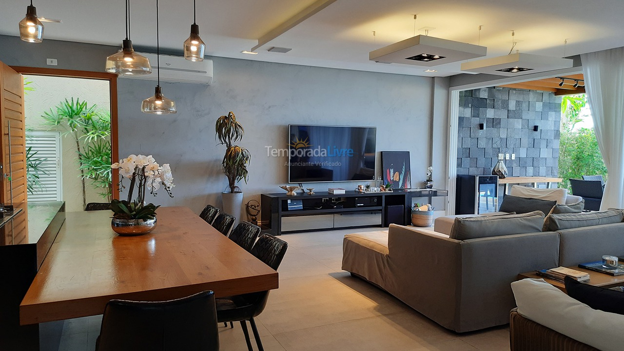 Casa para aluguel de temporada em São Sebastião (Juquehy)