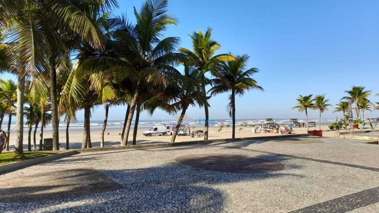 Apartamento para aluguel de temporada em Praia Grande (Aviação)