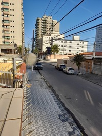 Rua do prédio. 