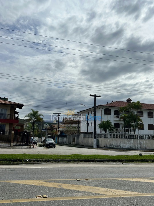 Apartamento para aluguel de temporada em Ubatuba (Praia Grande)