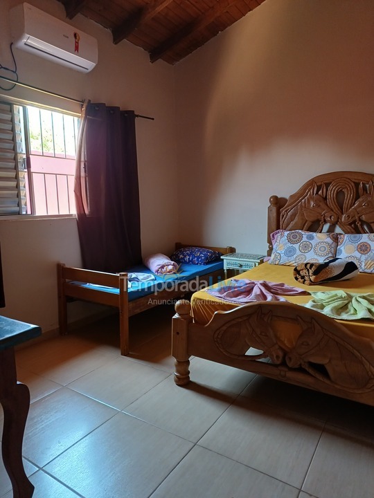 Casa para aluguel de temporada em Bonito (Bairro Tarumã Hípica Park)