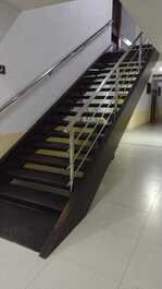 Escada de acesso ao apto