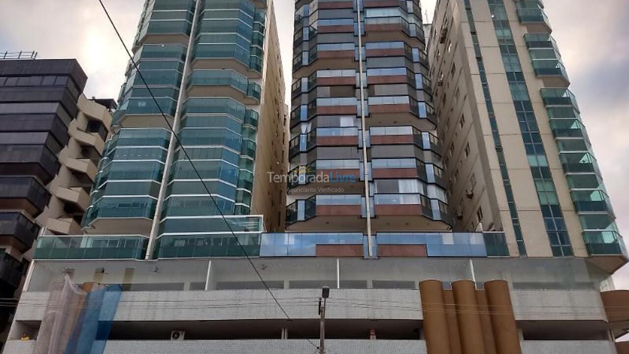 Apartamento para aluguel de temporada em Guarapari (Praia do Morro)