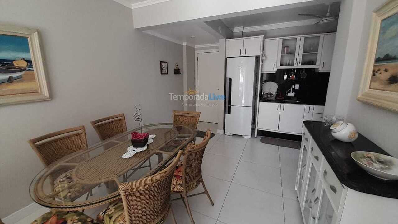 Apartamento para alquiler de vacaciones em Itapema (Meia Praia)