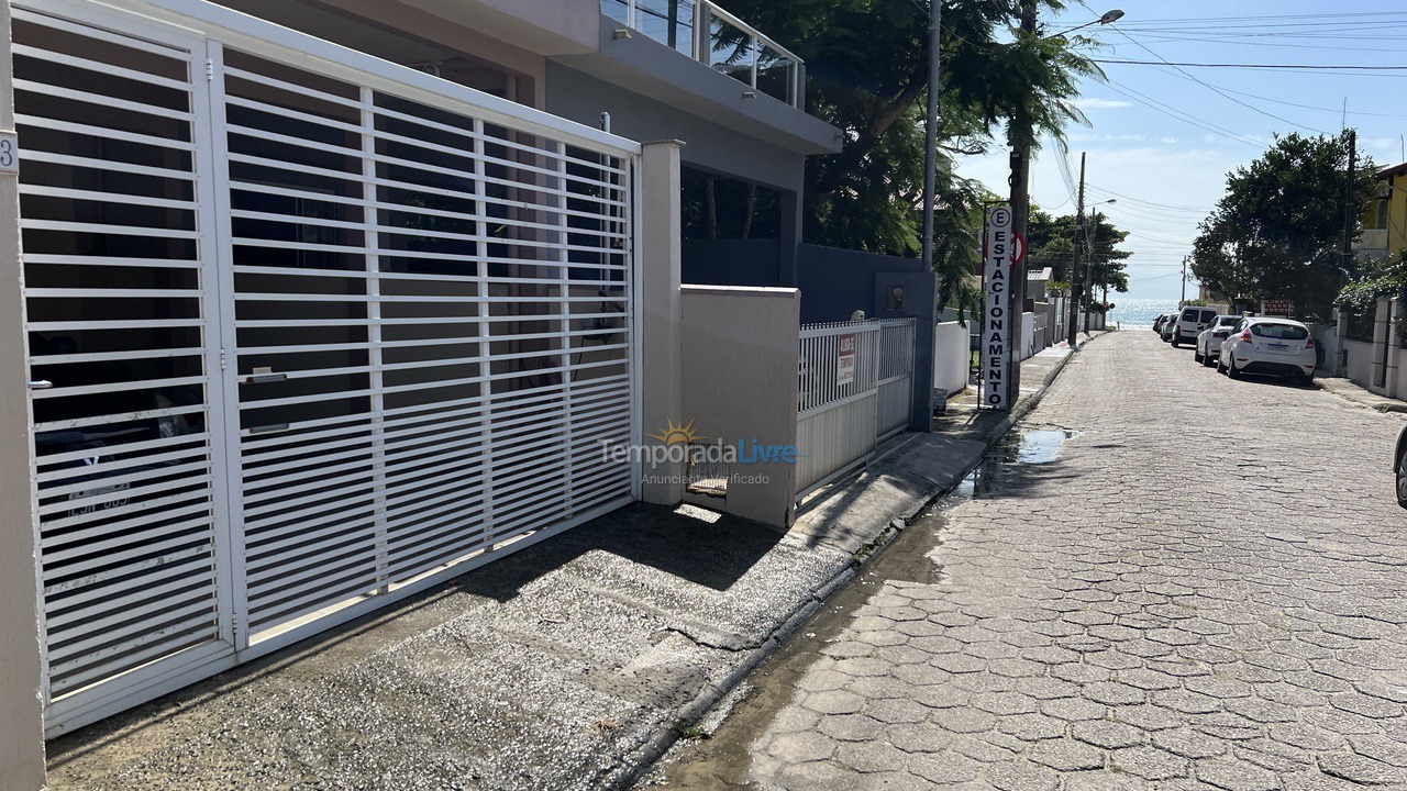 Apartment for vacation rental in Bombinhas (Canto Grande)