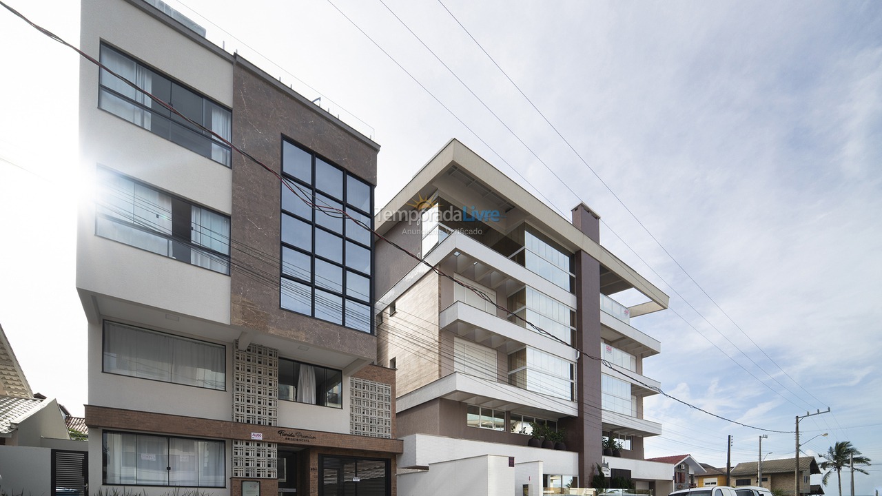 Casa para aluguel de temporada em Bombinhas (Canto Grande)