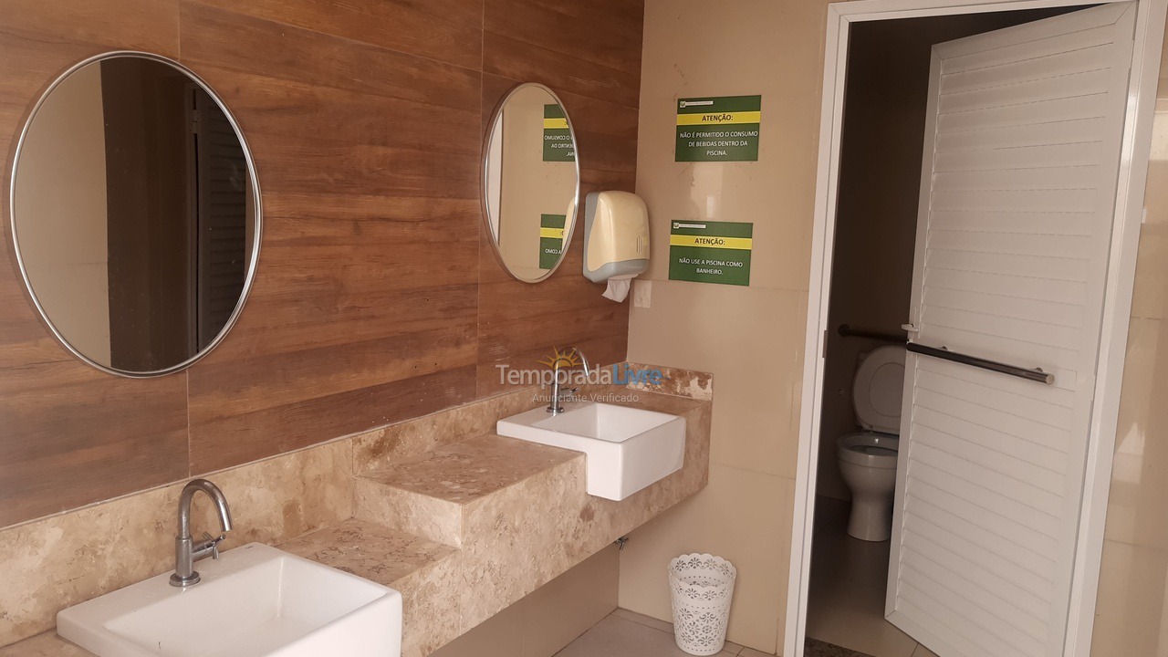 Apartamento para aluguel de temporada em Fortaleza (Maraponga)