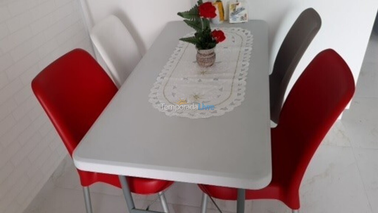 Apartamento para aluguel de temporada em Fortaleza (Maraponga)