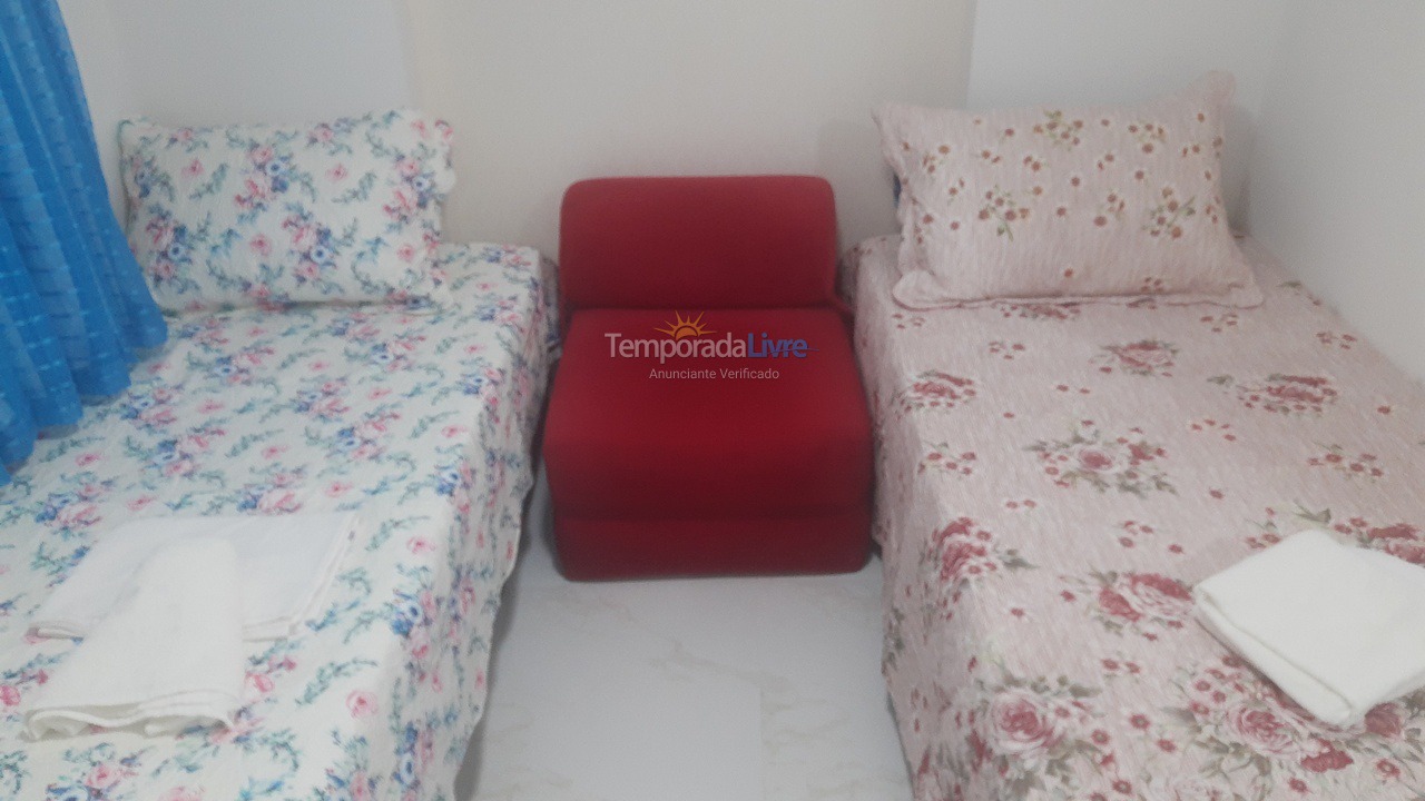 Apartamento para aluguel de temporada em Fortaleza (Maraponga)