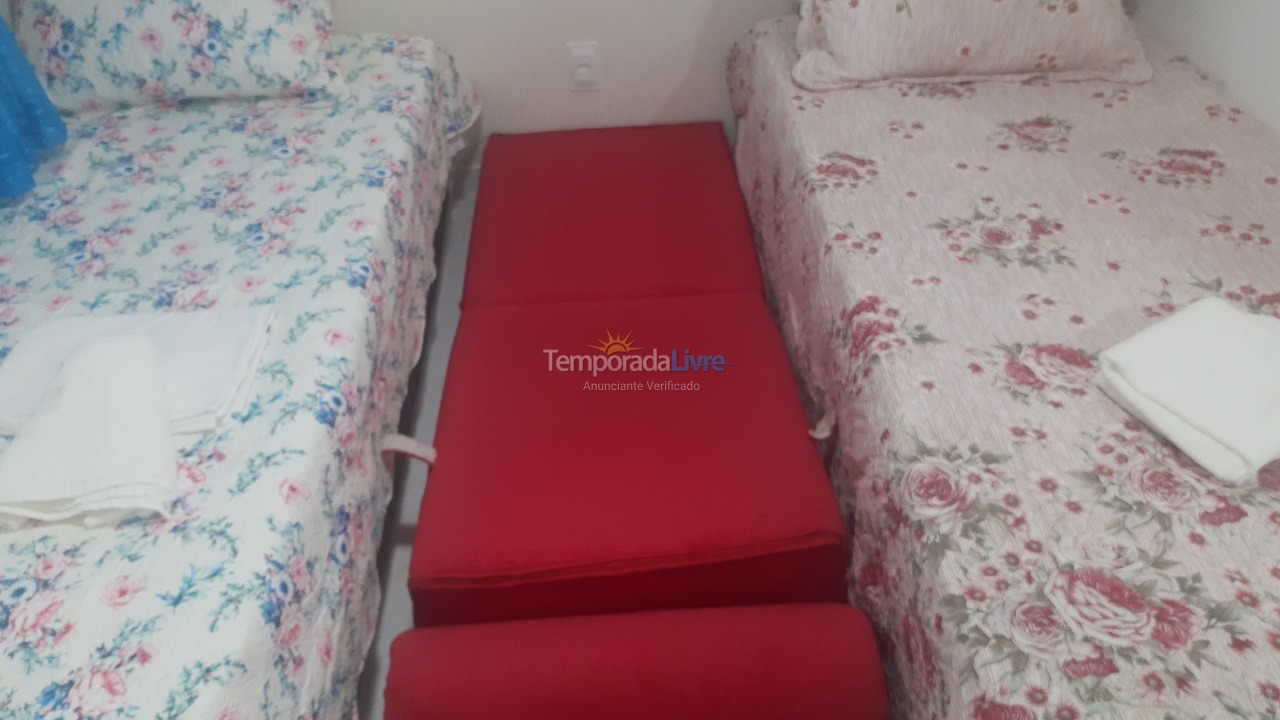 Apartamento para aluguel de temporada em Fortaleza (Maraponga)