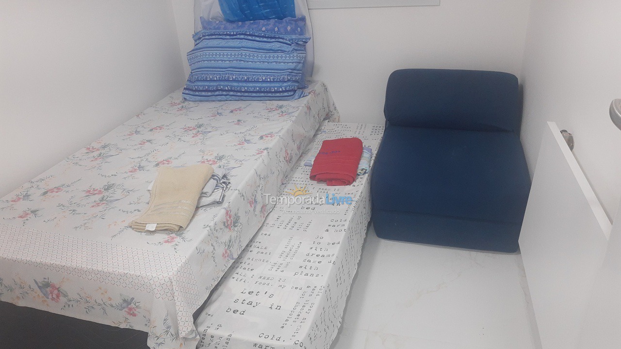Apartamento para aluguel de temporada em Fortaleza (Maraponga)