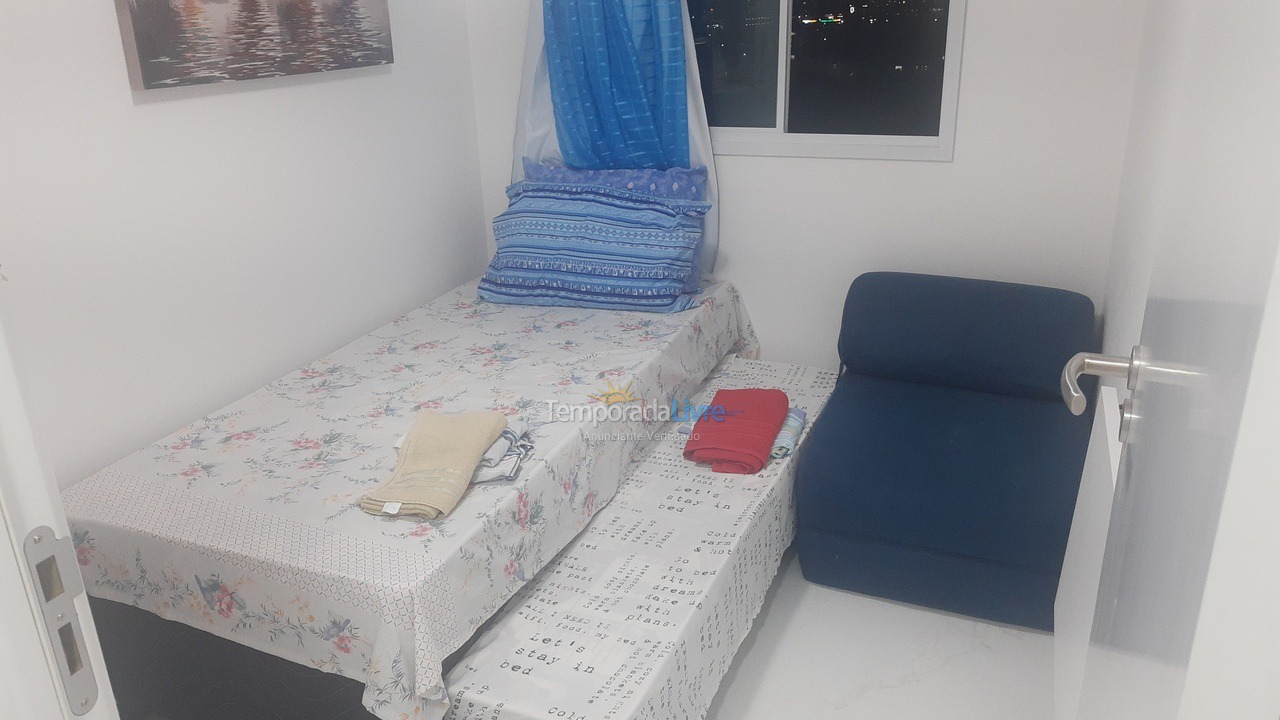 Apartamento para aluguel de temporada em Fortaleza (Maraponga)