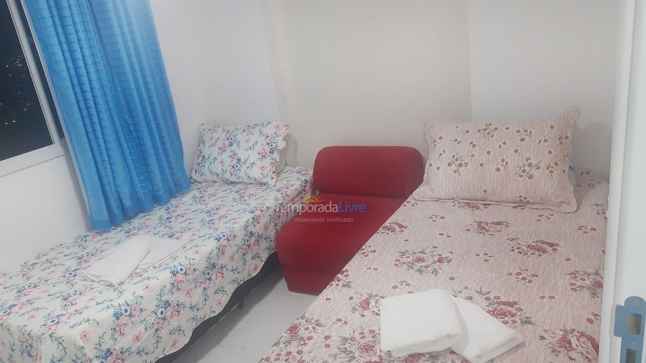 Apartamento para aluguel de temporada em Fortaleza (Maraponga)