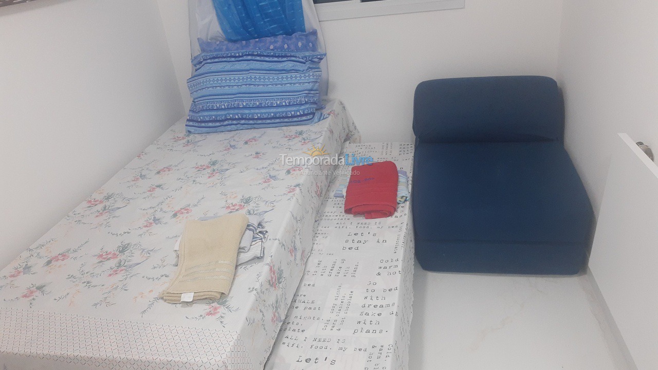 Apartamento para aluguel de temporada em Fortaleza (Maraponga)