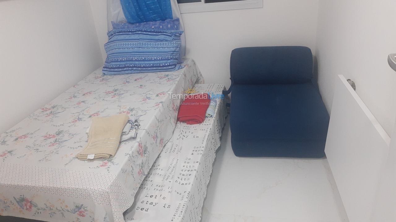 Apartamento para aluguel de temporada em Fortaleza (Maraponga)