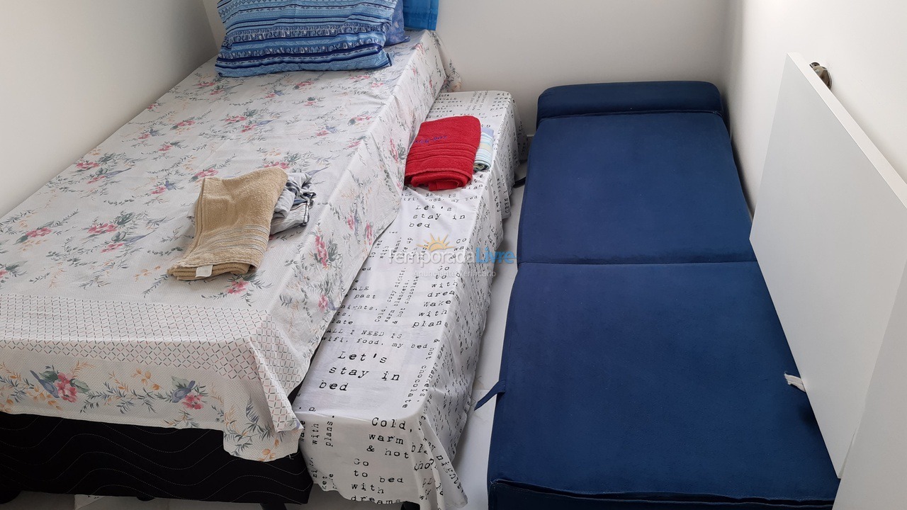 Apartamento para aluguel de temporada em Fortaleza (Maraponga)