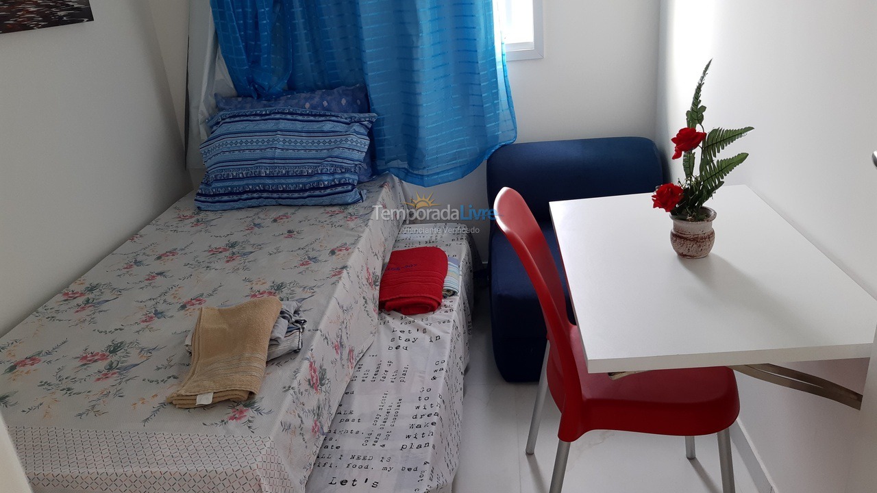 Apartamento para aluguel de temporada em Fortaleza (Maraponga)