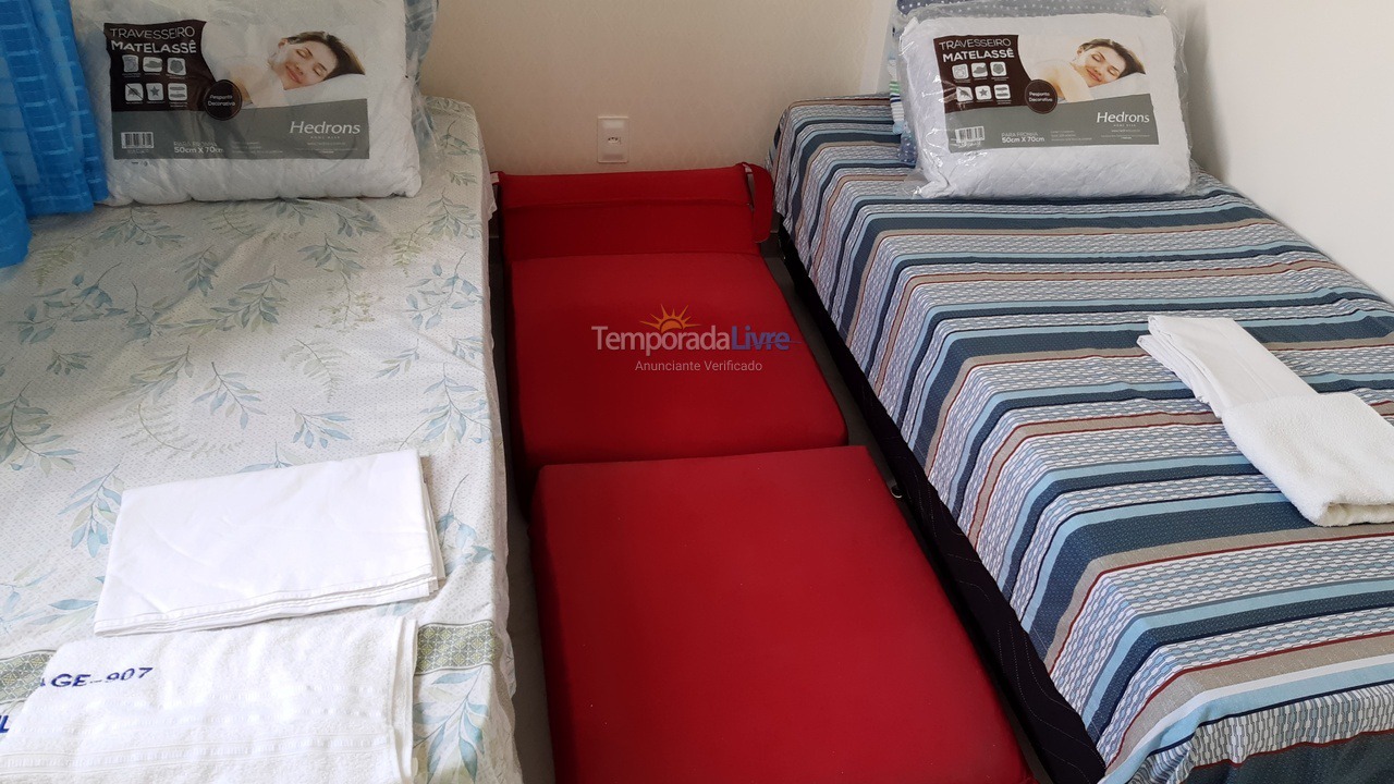 Apartamento para aluguel de temporada em Fortaleza (Maraponga)