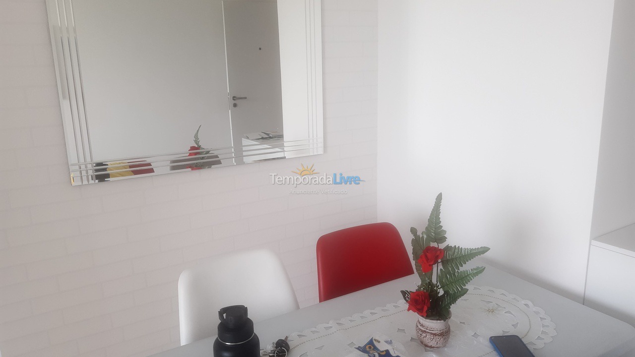 Apartamento para aluguel de temporada em Fortaleza (Maraponga)