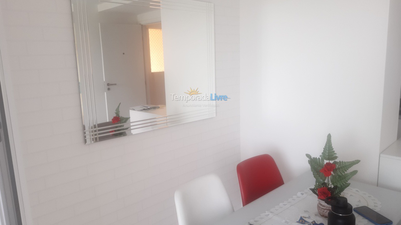 Apartamento para aluguel de temporada em Fortaleza (Maraponga)