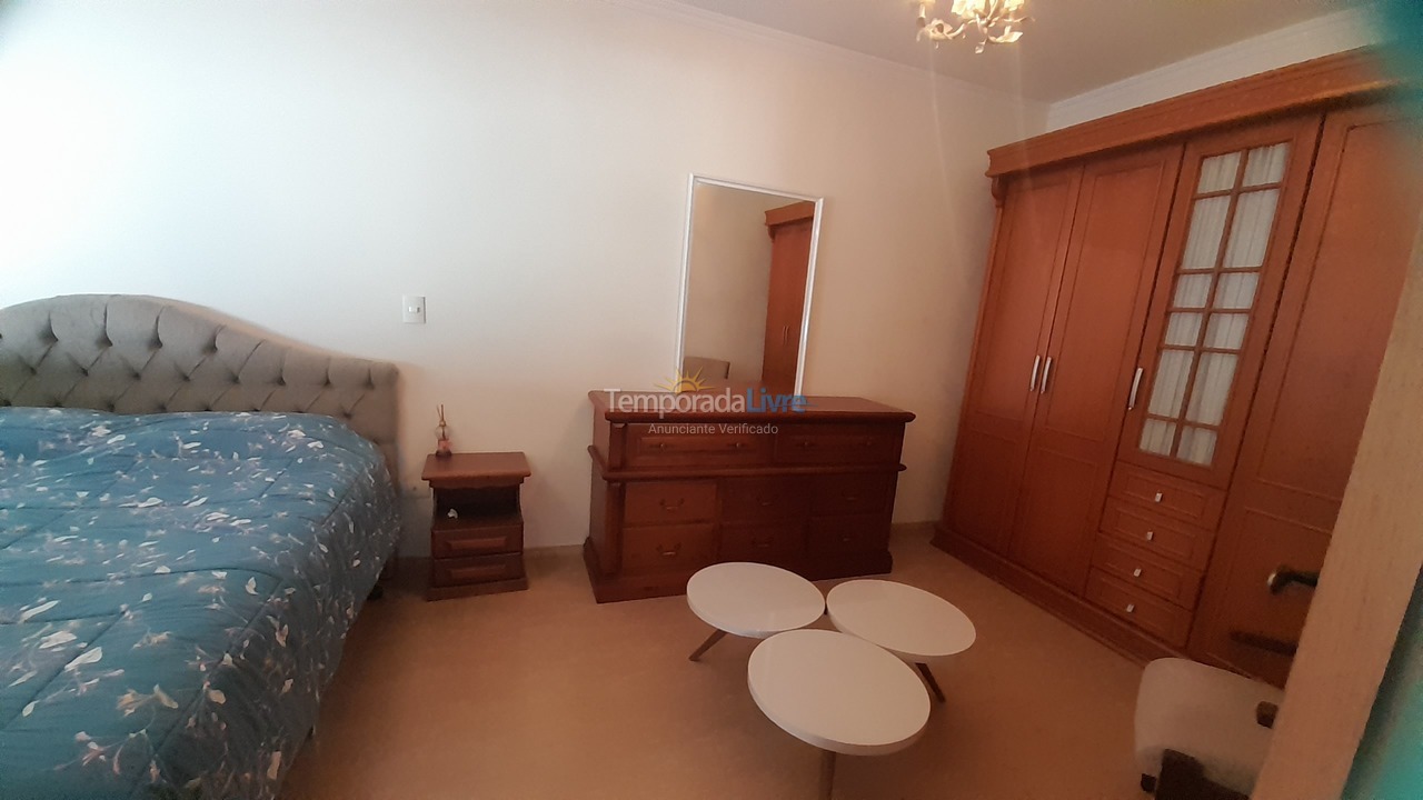 Apartamento para alquiler de vacaciones em Campos do Jordão (Capivari)