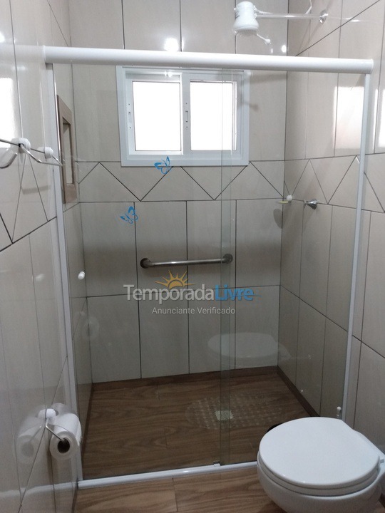 Casa para alquiler de vacaciones em Guaratuba (Nereidas)