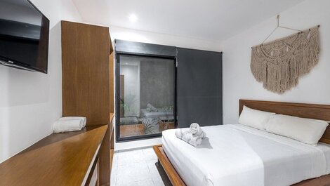 2 BR | Great location | natural lightning