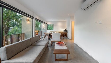 2 BR | Great location | natural lightning