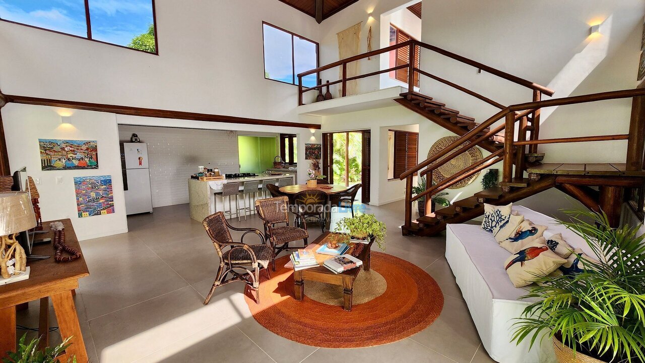 Casa para aluguel de temporada em Mata de São João (Imbassaí)