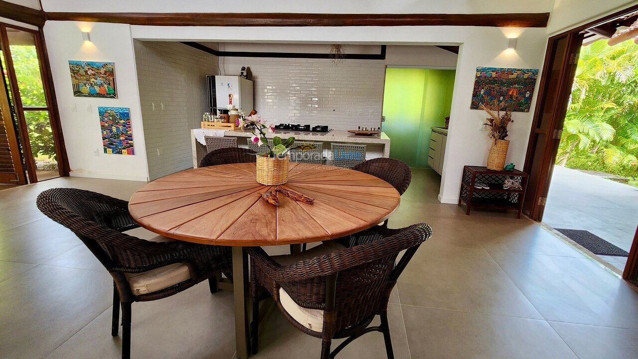 Casa para aluguel de temporada em Mata de São João (Imbassaí)