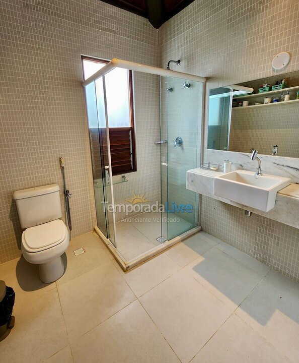 Casa para aluguel de temporada em Mata de São João (Imbassaí)