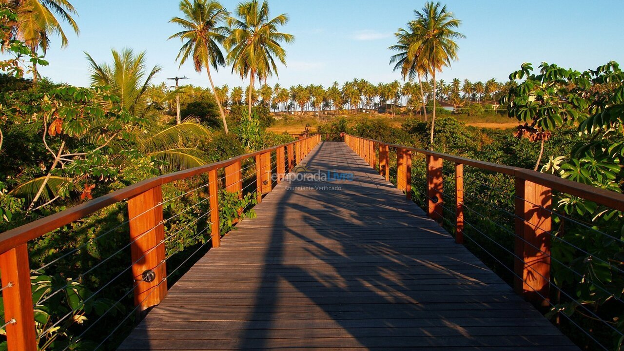 Casa para aluguel de temporada em Mata de São João (Imbassaí)