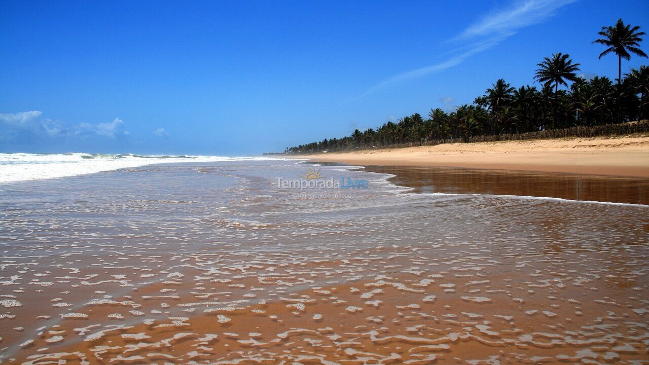 Casa para aluguel de temporada em Mata de São João (Imbassaí)