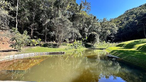 LUXOBRASIL #SE11 Casa Pitangas Teresópolis 05 Dormitorios Alquiler...