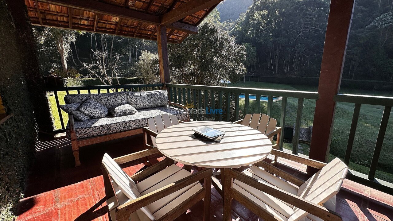 Casa para alquiler de vacaciones em Teresópolis (Santa Rita)