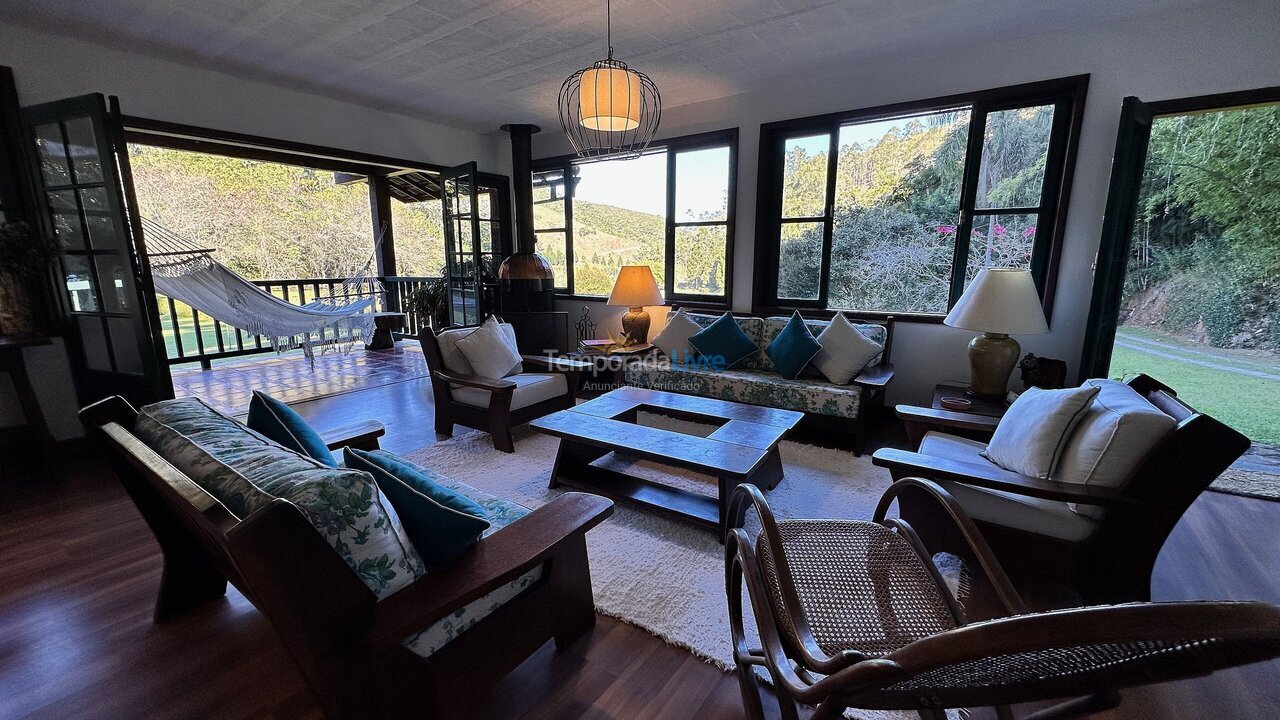 Casa para alquiler de vacaciones em Teresópolis (Santa Rita)