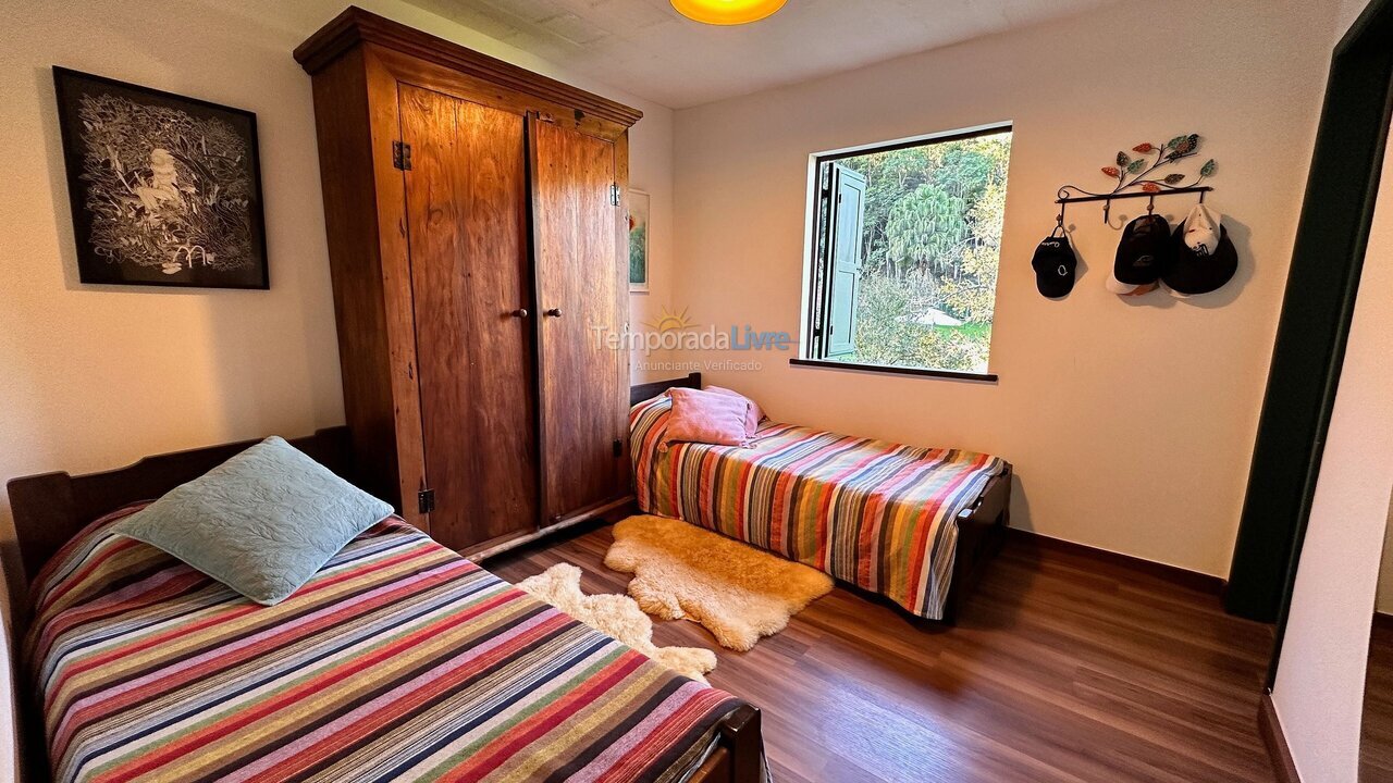 Casa para alquiler de vacaciones em Teresópolis (Santa Rita)