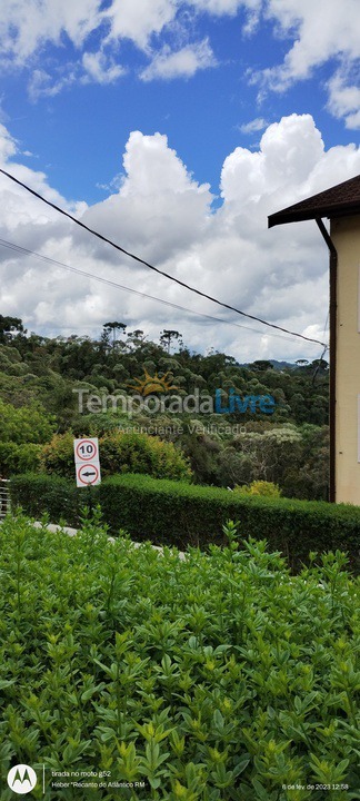 Apartamento para aluguel de temporada em Campos do Jordão (Alto da Boa Vista)