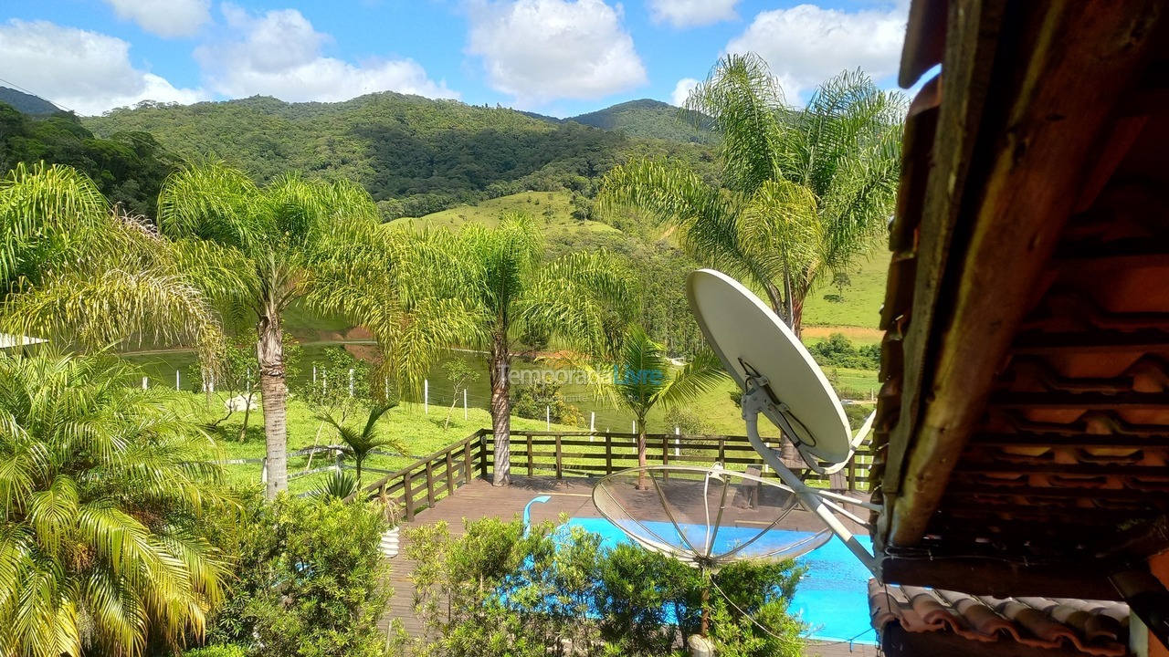 Chácara / sítio para aluguel de temporada em águas Mornas (Rio Miguel)