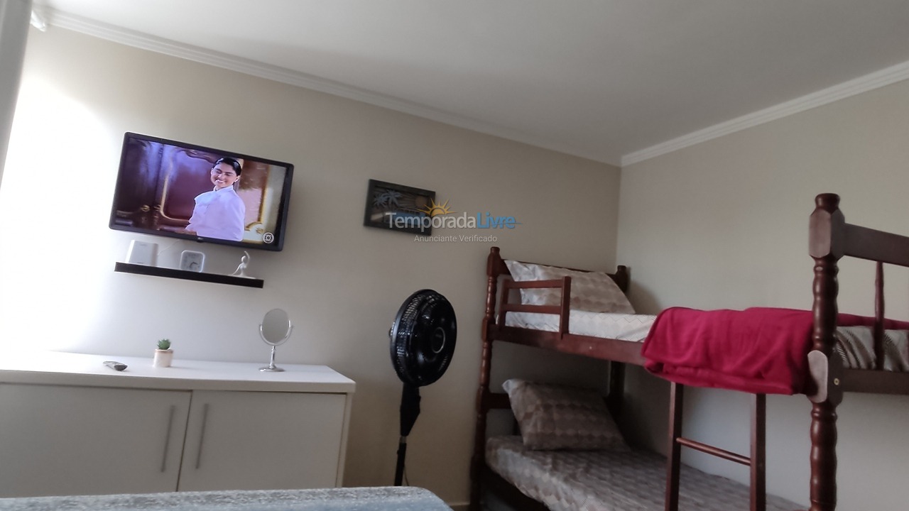 Casa para aluguel de temporada em São Francisco de Itabapoana (Praia de Manguinhos)