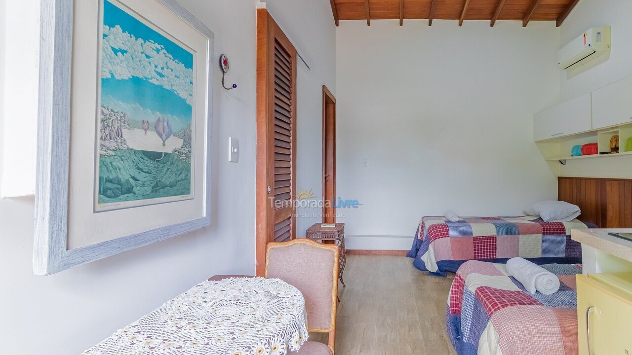 Casa para aluguel de temporada em Mata de São João (Praia do Forte)