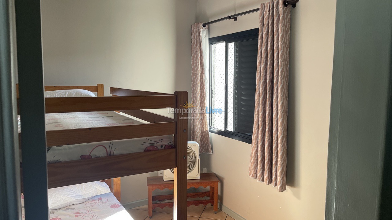 Apartamento para aluguel de temporada em Guarujá (Enseada)