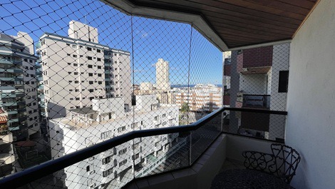 Excelente apartamento na Praia da Enseada em Guarujá-SP