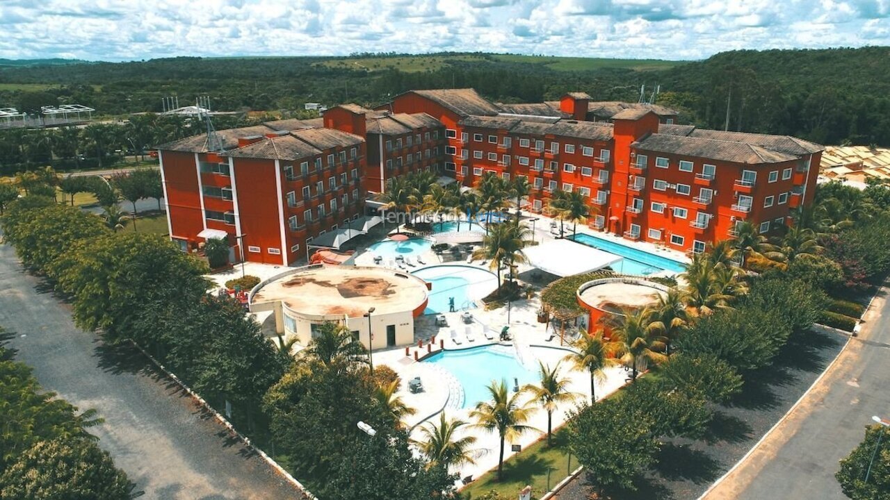 Apartamento para aluguel de temporada em Caldas Novas (Lagoa Quente)