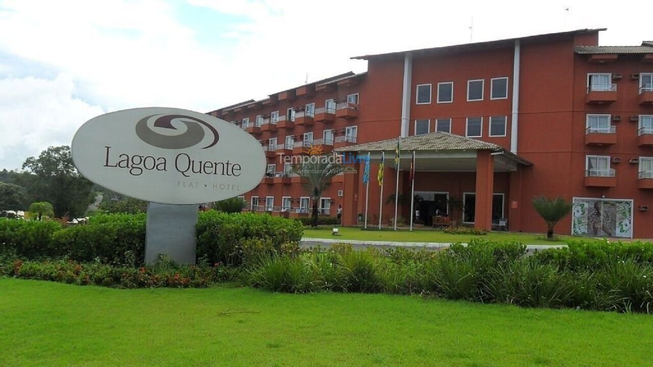 Apartamento para aluguel de temporada em Caldas Novas (Lagoa Quente)