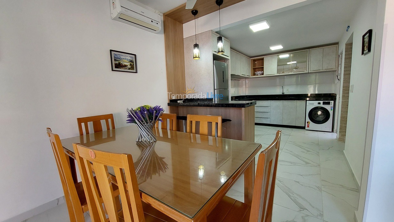 Apartamento para alquiler de vacaciones em Bombinhas (Praia de Quatro Ilhas)